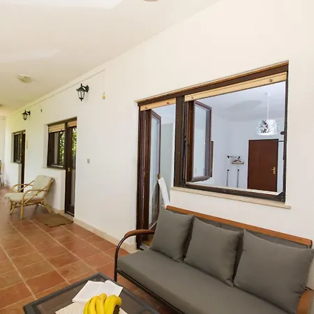 Lorenzo Apartamento Trogir